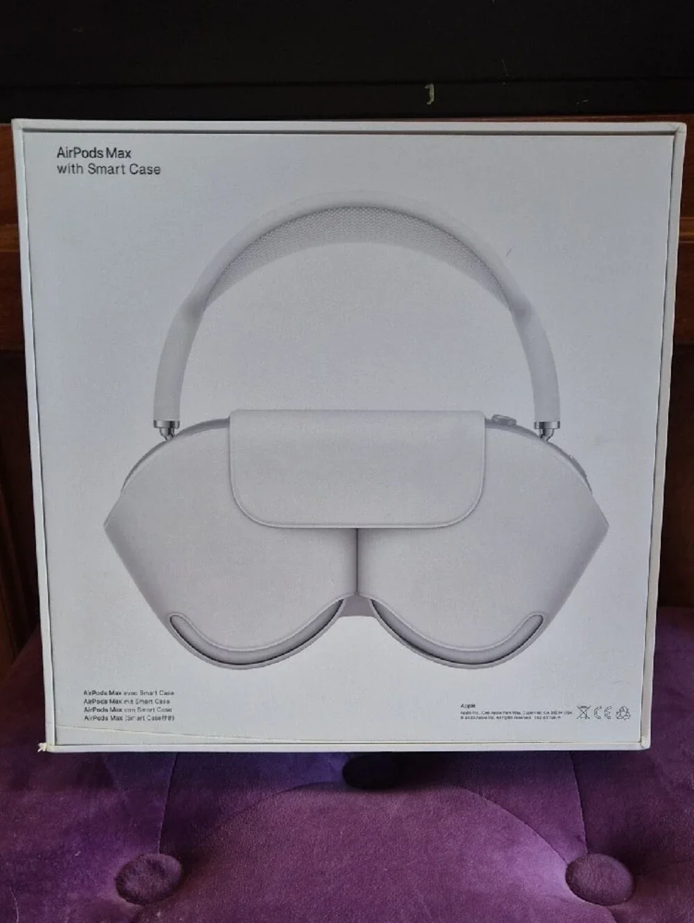 NIB Apple Airpod Max Over-Ear Headphones W/ Hello Kitty Cover
